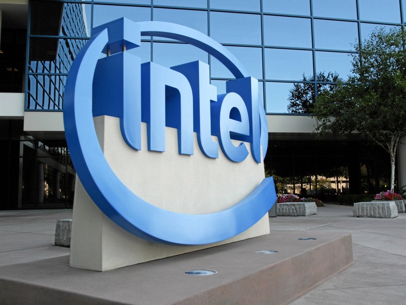 Intel zařadil vyšší rychlost v automobilových inovacích